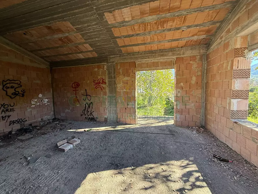 Immagine 9 di Villa in vendita  in Via Dei Lombardi a Mercato San Severino