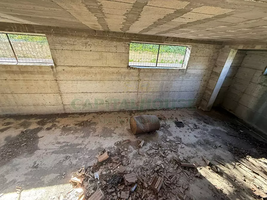 Immagine 12 di Villa in vendita  in Via Dei Lombardi a Mercato San Severino