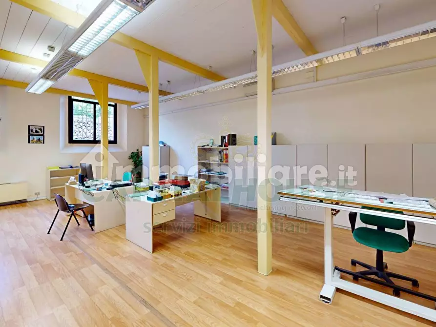 Immagine 10 di Ufficio in affitto  in Via Del Pratello a Bologna