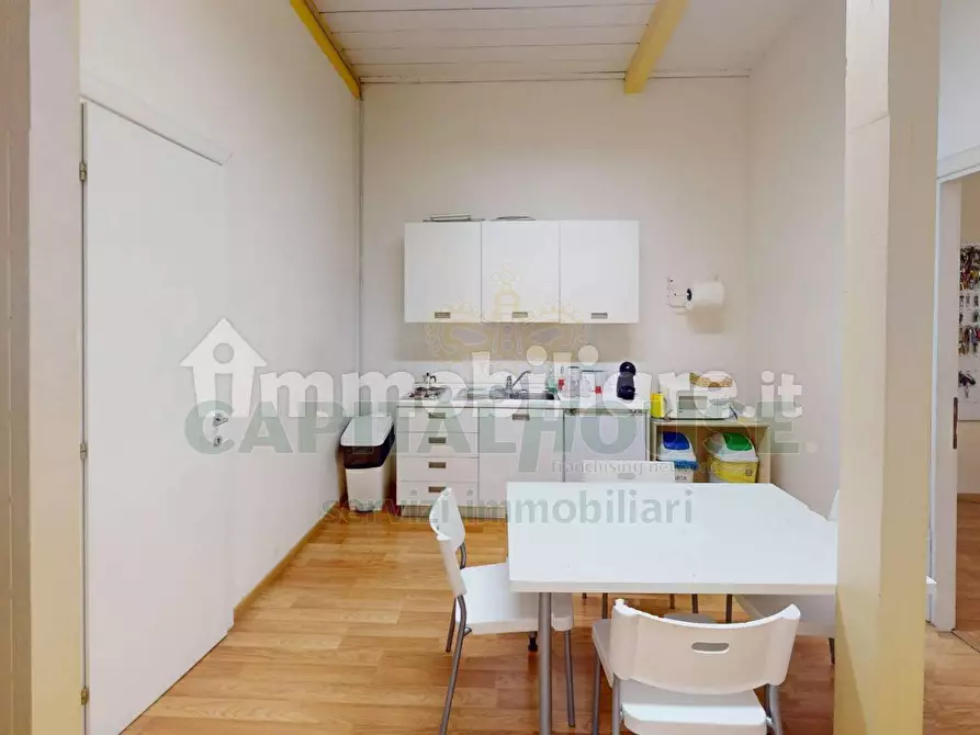 Immagine 6 di Ufficio in affitto  in Via Del Pratello a Bologna