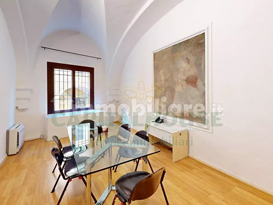 Immagine 11 di Ufficio in affitto  in Via Del Pratello a Bologna