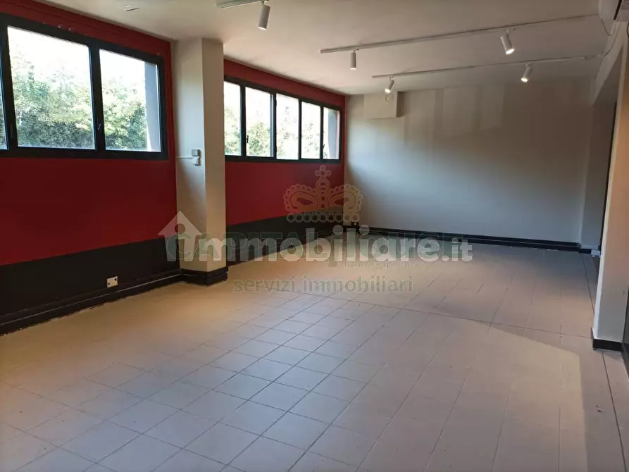Immagine 4 di Laboratorio in affitto  in Via Gerolamo Rainaldi a Bologna