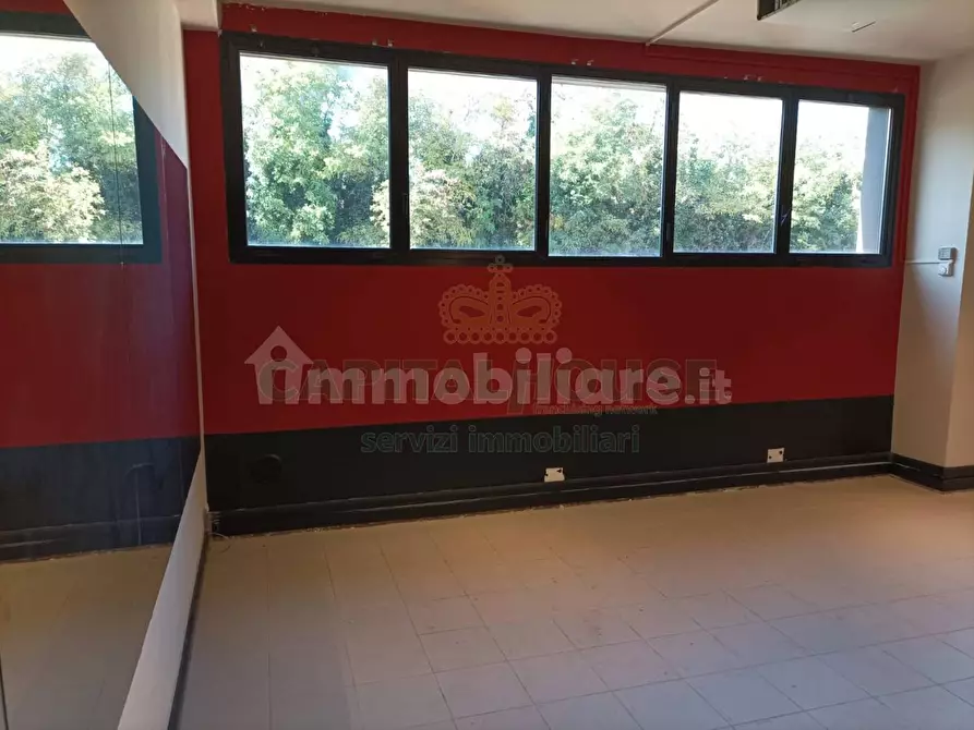 Immagine 5 di Laboratorio in affitto  in Via Gerolamo Rainaldi a Bologna