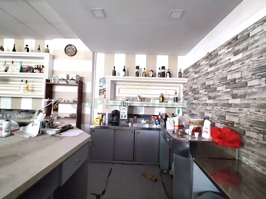 Immagine 13 di Locale commerciale in affitto  in via dante alighieri a Curti