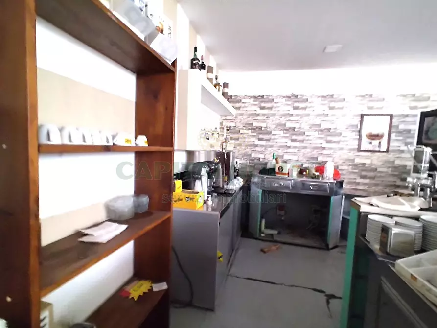 Immagine 19 di Locale commerciale in affitto  in via dante alighieri a Curti