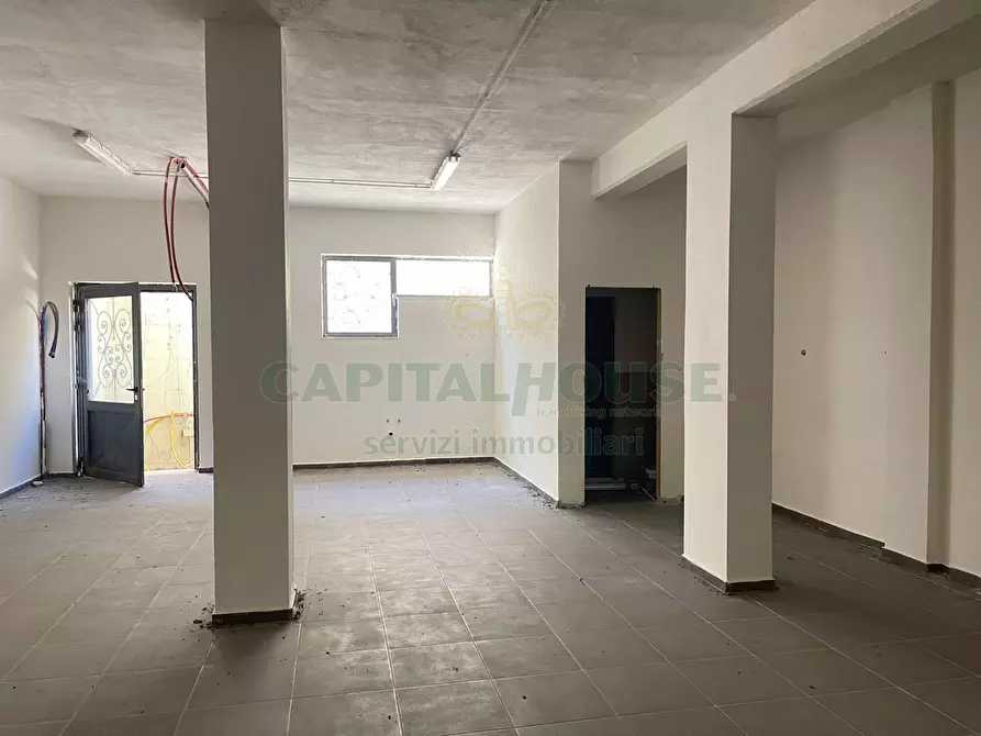 Immagine 9 di Locale commerciale in affitto  in sperone a Sperone