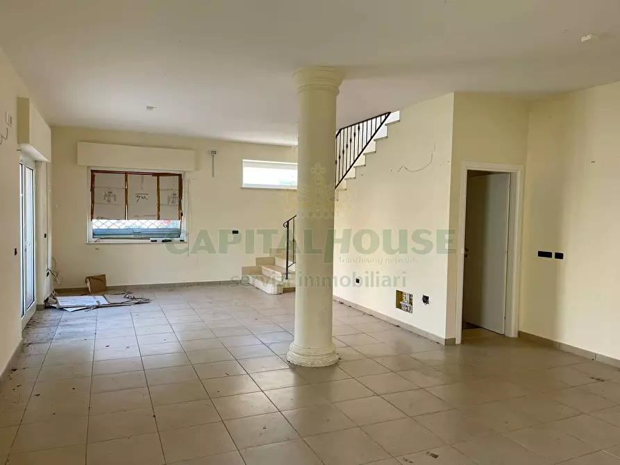 Immagine 19 di Locale commerciale in affitto  in sperone a Sperone