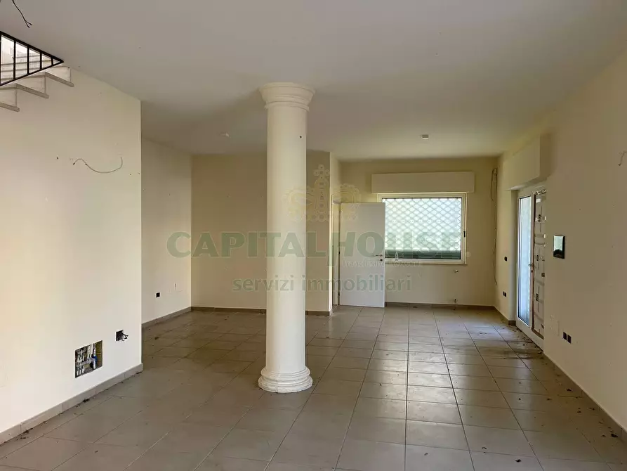 Immagine 20 di Locale commerciale in affitto  in sperone a Sperone