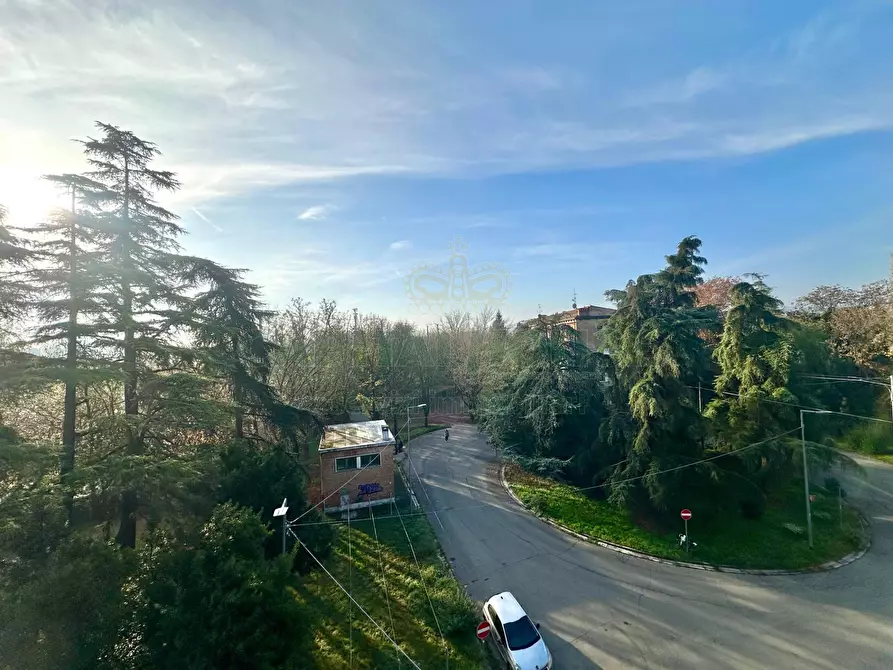 Immagine 27 di Appartamento in vendita  in Via Della Campagna a Bologna