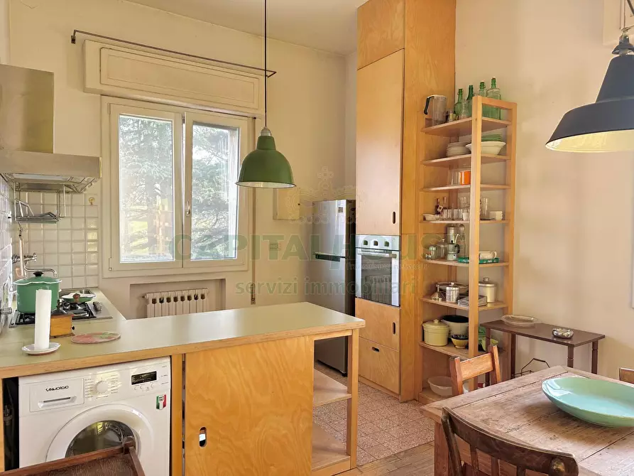 Immagine 3 di Appartamento in vendita  in Via Della Campagna a Bologna