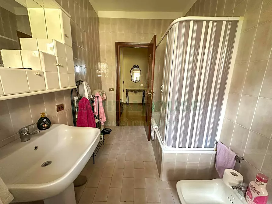 Immagine 12 di Appartamento in vendita  in VIA FUORI PORTA ROMA a Capua