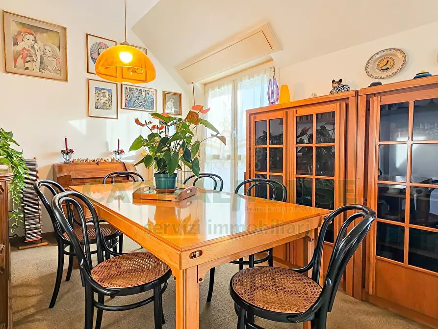 Immagine 7 di Appartamento in vendita  in Via Doberdò a Milano