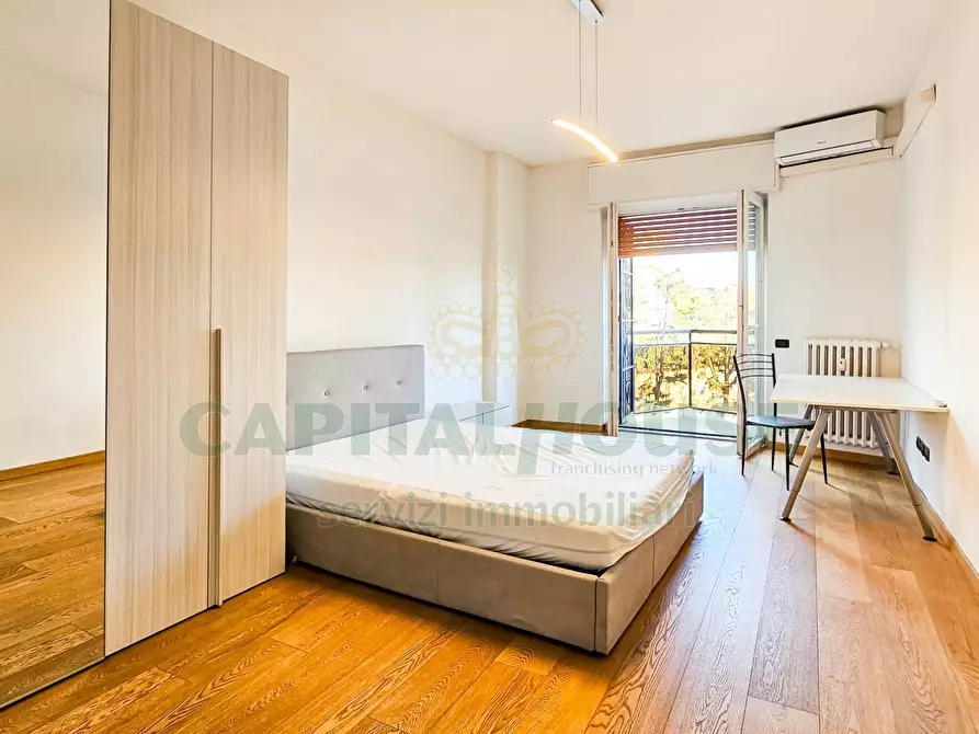 Immagine 4 di Appartamento in vendita  in Viale Sarca a Milano