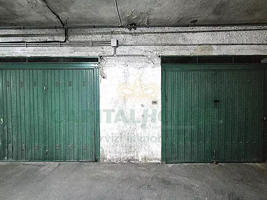 Immagine 1 di Box auto in vendita  a Casagiove