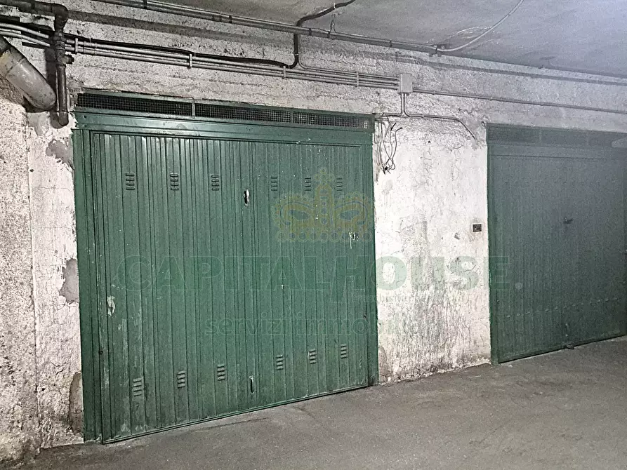 Immagine 4 di Box auto in vendita  a Casagiove