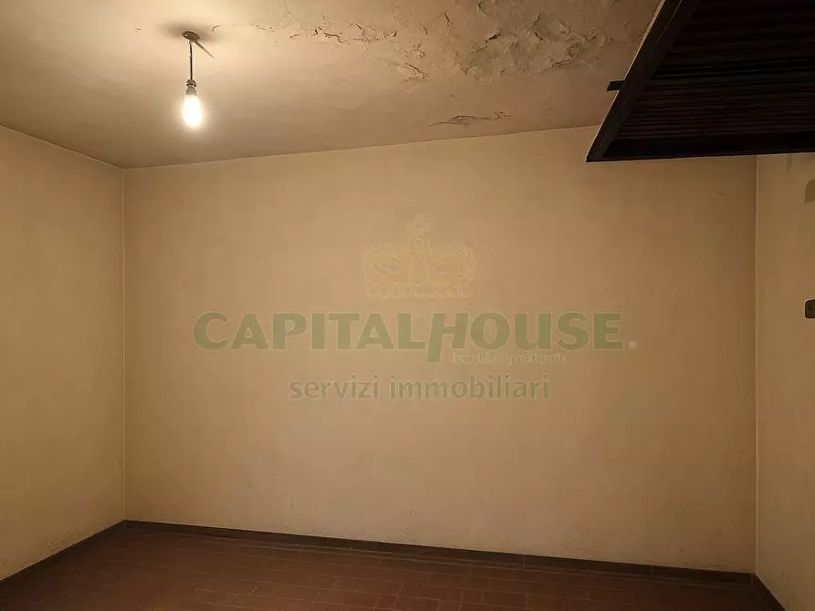 Immagine 9 di Box auto in vendita  a Casagiove