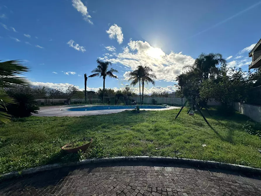 Immagine 14 di Villa in affitto  in via Lavinaio I tratto a Ottaviano