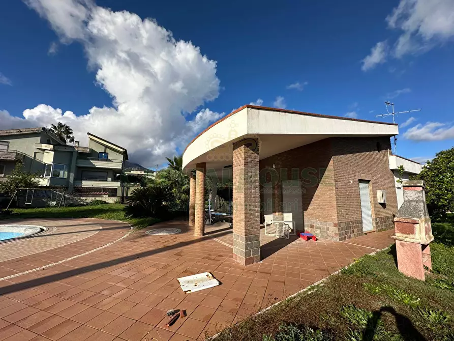 Immagine 3 di Villa in affitto  in via Lavinaio I tratto a Ottaviano