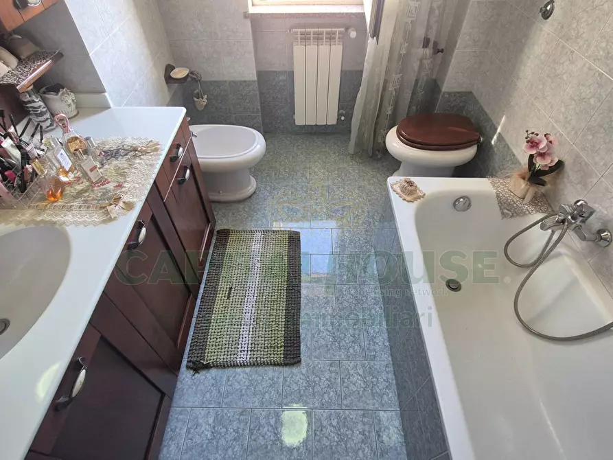 Immagine 31 di Attico in vendita  a Macerata Campania