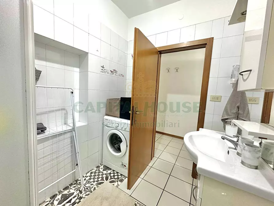 Immagine 16 di Appartamento in affitto  in Via Irnerio a Bologna