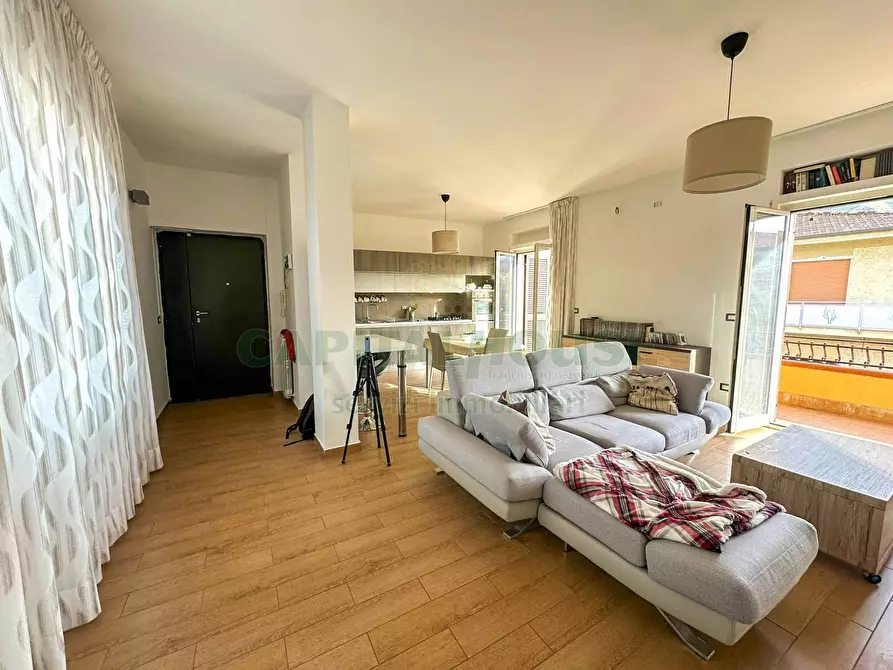 Immagine 1 di Appartamento in vendita  in zona automontreal a Capua