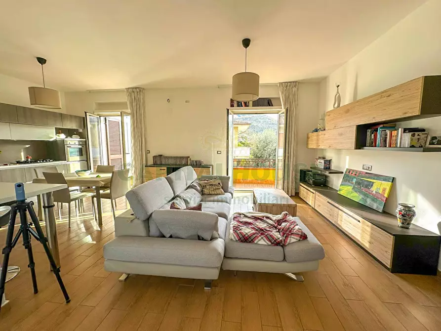 Immagine 2 di Appartamento in vendita  in zona automontreal a Capua