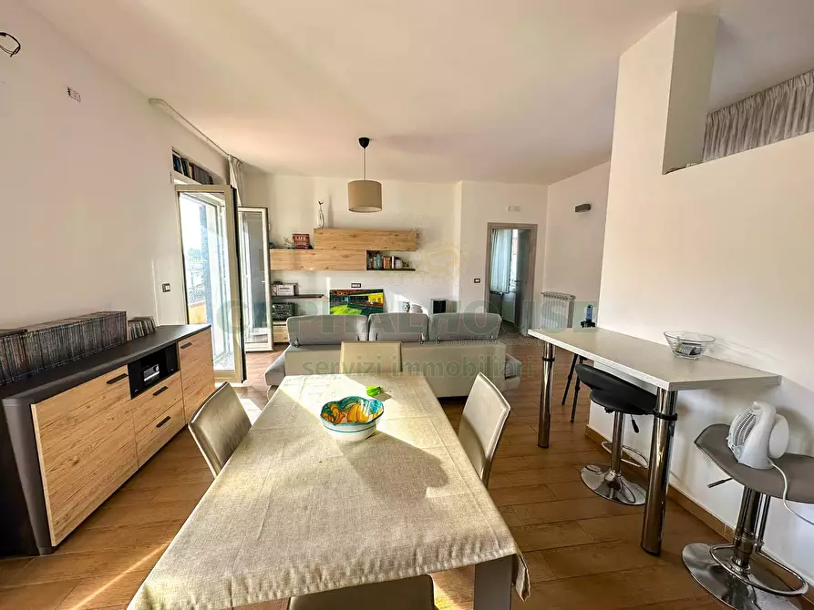 Immagine 4 di Appartamento in vendita  in zona automontreal a Capua