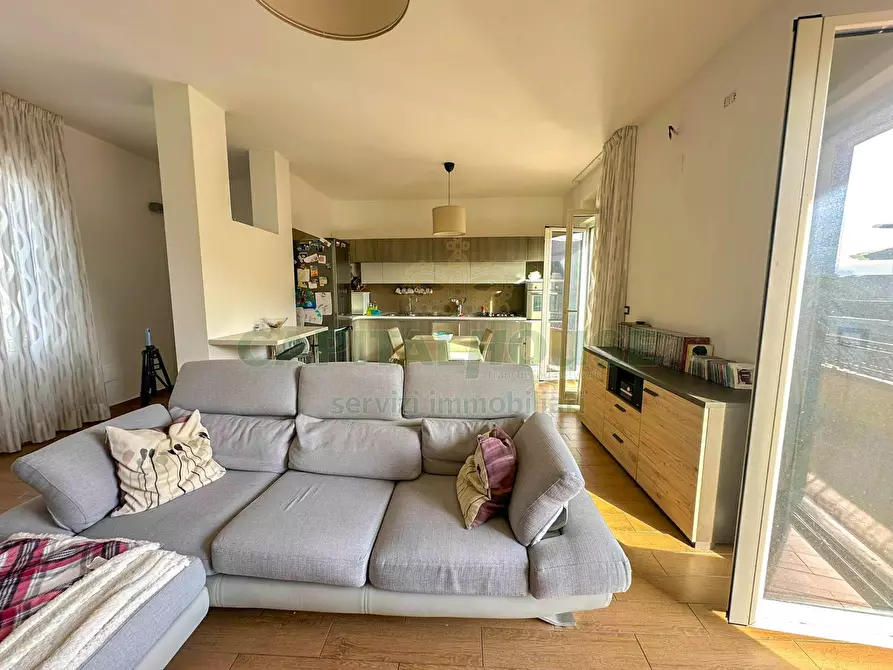 Immagine 7 di Appartamento in vendita  in zona automontreal a Capua