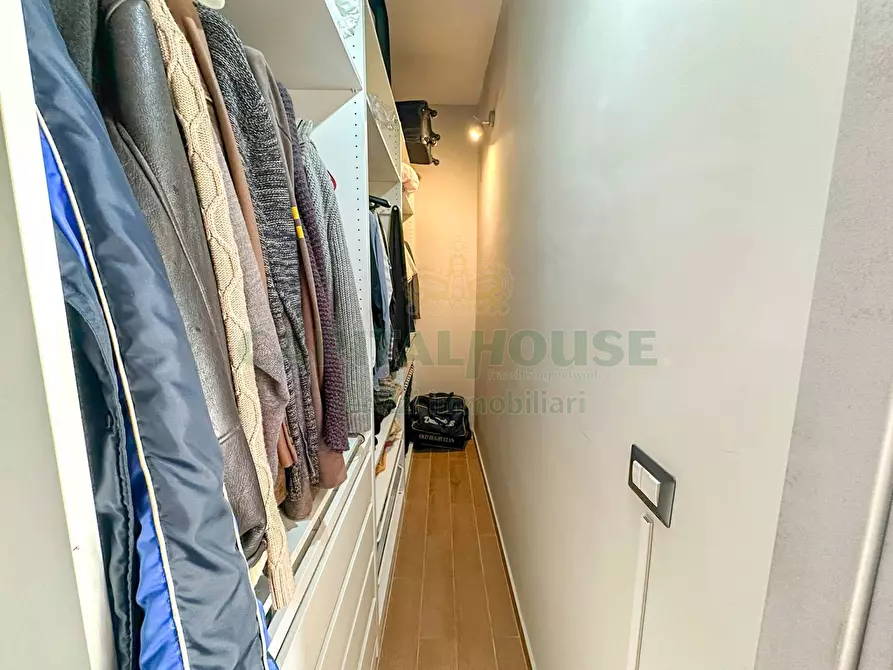 Immagine 15 di Appartamento in vendita  in zona automontreal a Capua