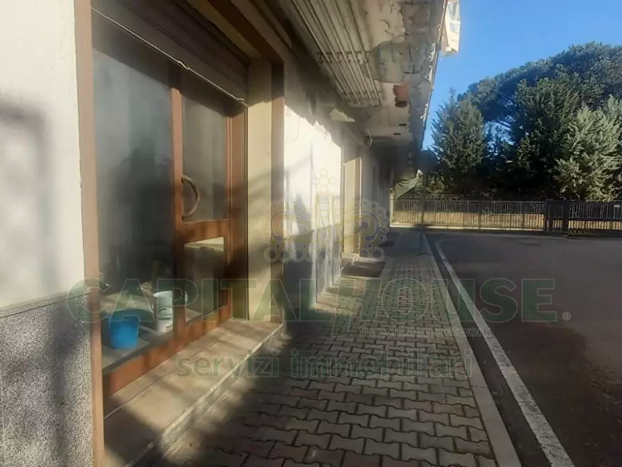 Immagine 7 di Locale commerciale in affitto  in via giuseppe bonaparte a Santa Maria Capua Vetere