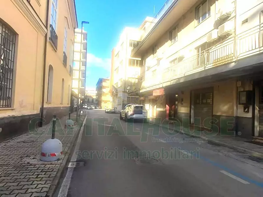 Immagine 13 di Locale commerciale in affitto  in via giuseppe bonaparte a Santa Maria Capua Vetere