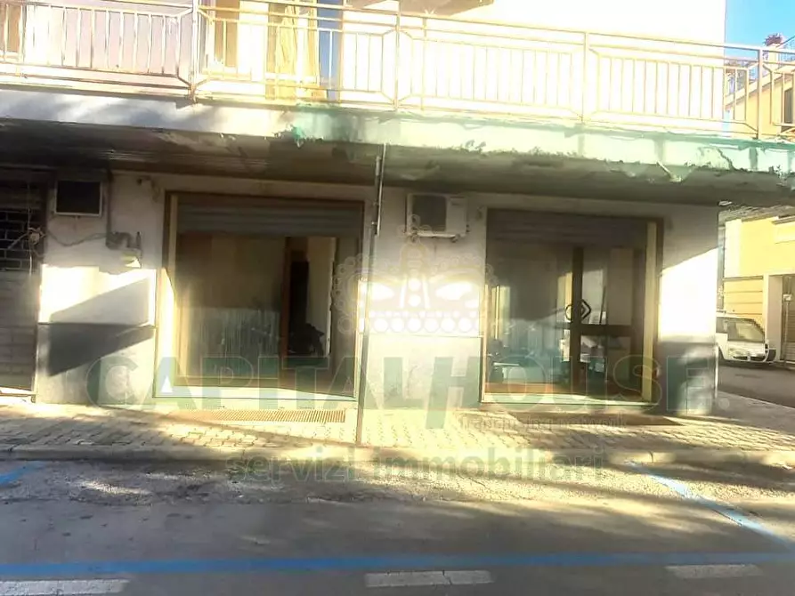 Immagine 14 di Locale commerciale in affitto  in via giuseppe bonaparte a Santa Maria Capua Vetere