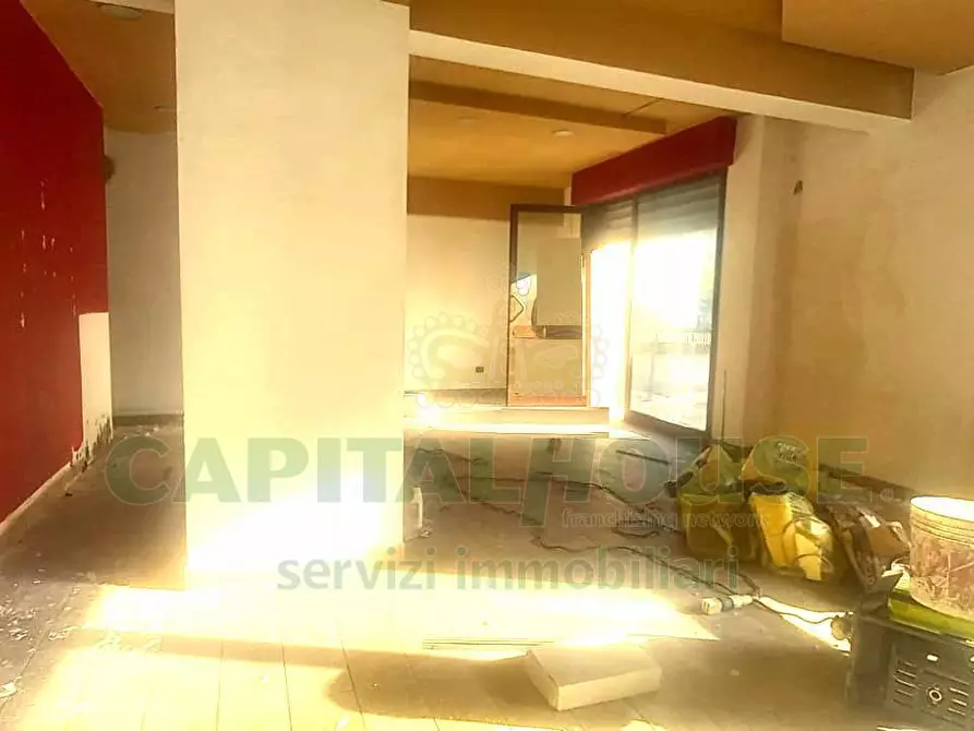 Immagine 15 di Locale commerciale in affitto  in via giuseppe bonaparte a Santa Maria Capua Vetere