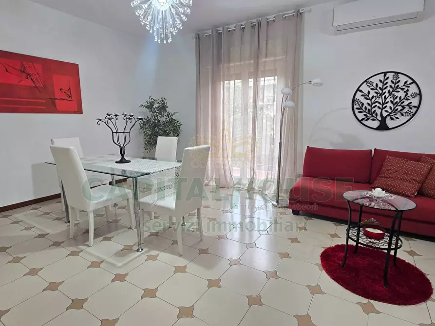 Immagine 5 di Appartamento in vendita  in Via Perugia a Capodrise