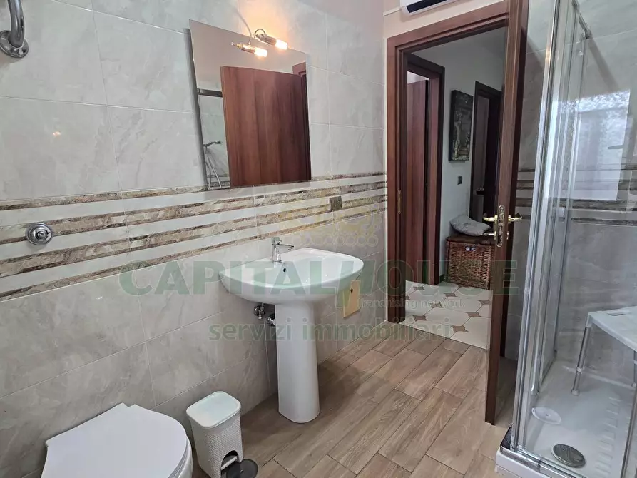 Immagine 18 di Appartamento in vendita  in Via Perugia a Capodrise