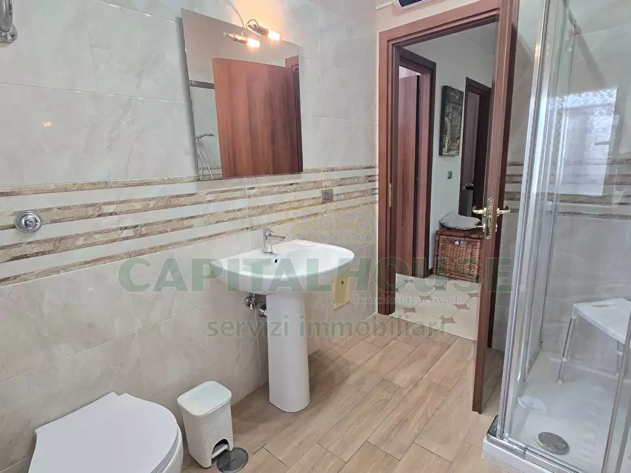 Immagine 19 di Appartamento in vendita  in Via Perugia a Capodrise