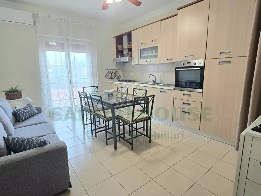 Immagine 8 di Appartamento in vendita  in Via Perugia a Capodrise