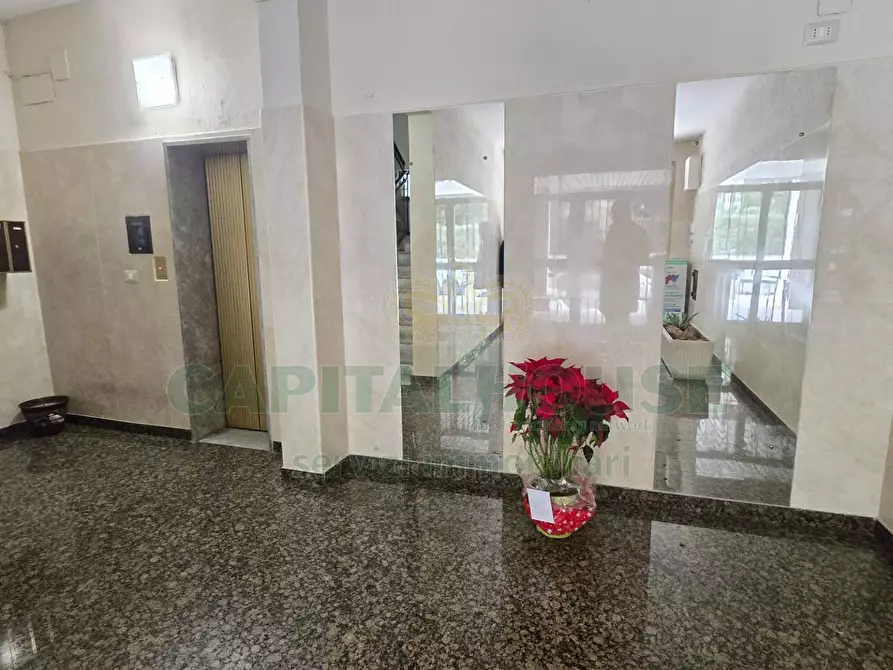 Immagine 30 di Appartamento in vendita  in Via Perugia a Capodrise