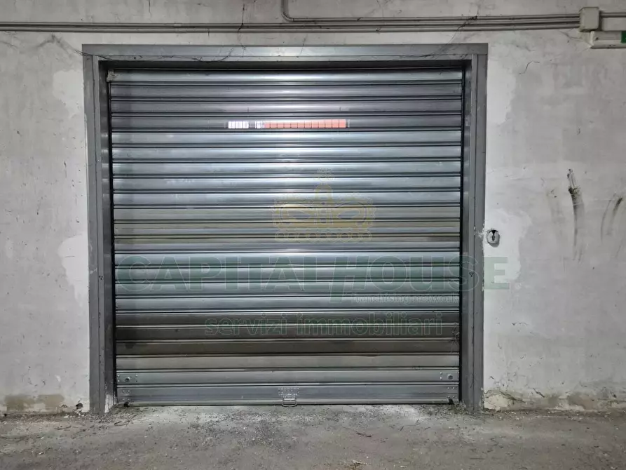 Immagine 1 di Box auto in vendita  a Camigliano