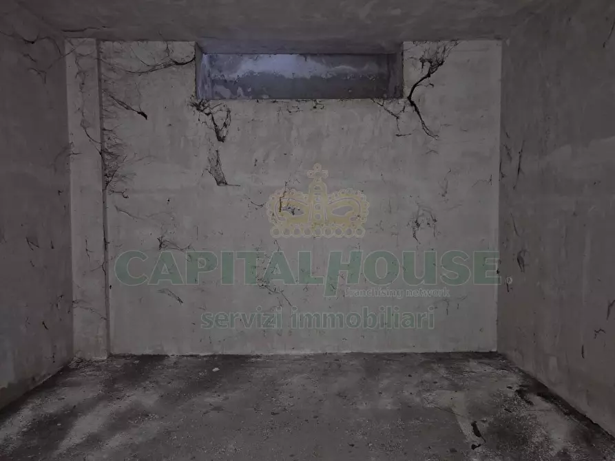 Immagine 8 di Box auto in vendita  a Camigliano