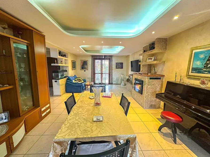 Immagine 9 di Villa in vendita  in ZONA VIA MARTIRI DI NASSIRYA a Capua