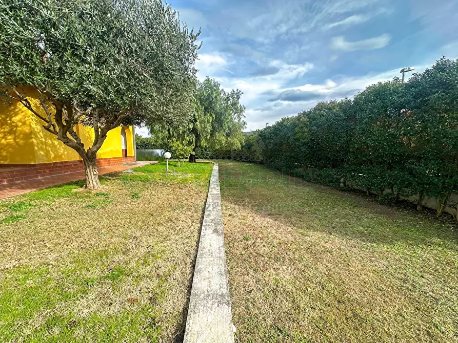 Immagine 19 di Villa in vendita  in ZONA VIA MARTIRI DI NASSIRYA a Capua