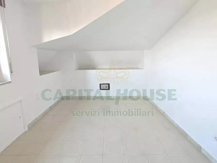 Immagine 13 di Attico in vendita  in Via Leonardo Da Vinci a Capodrise