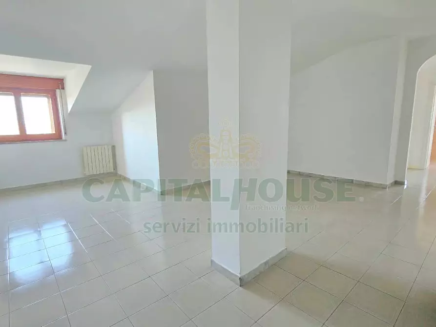 Immagine 4 di Attico in vendita  in Via Leonardo Da Vinci a Capodrise