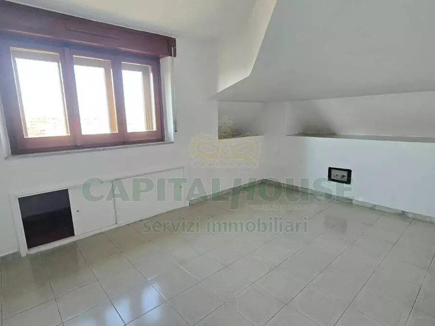 Immagine 12 di Attico in vendita  in Via Leonardo Da Vinci a Capodrise