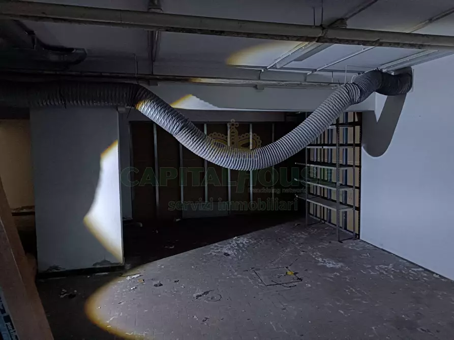 Immagine 26 di Capannone industriale in vendita  in Via Luciano Manara a Bologna