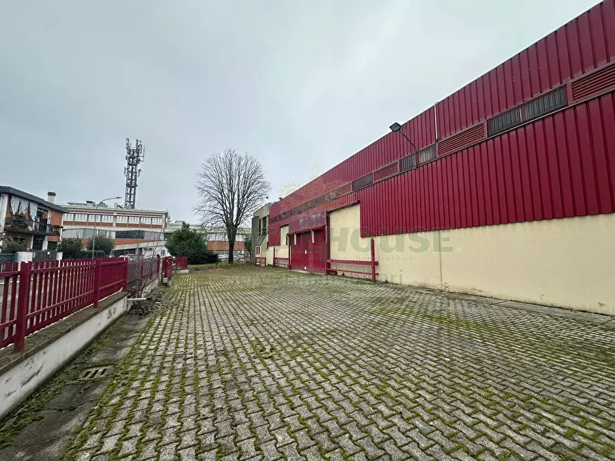 Immagine 5 di Capannone industriale in vendita  in Via Luciano Manara a Bologna