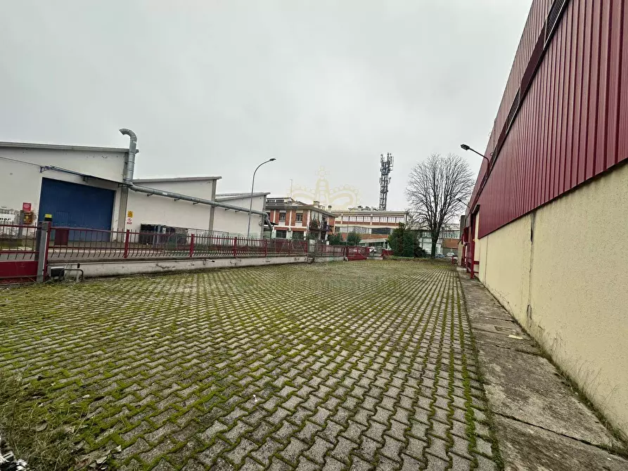 Immagine 6 di Capannone industriale in vendita  in Via Luciano Manara a Bologna