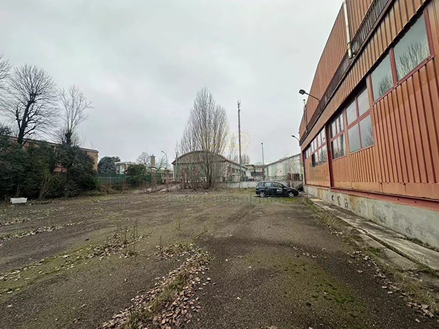 Immagine 11 di Capannone industriale in vendita  in Via Luciano Manara a Bologna
