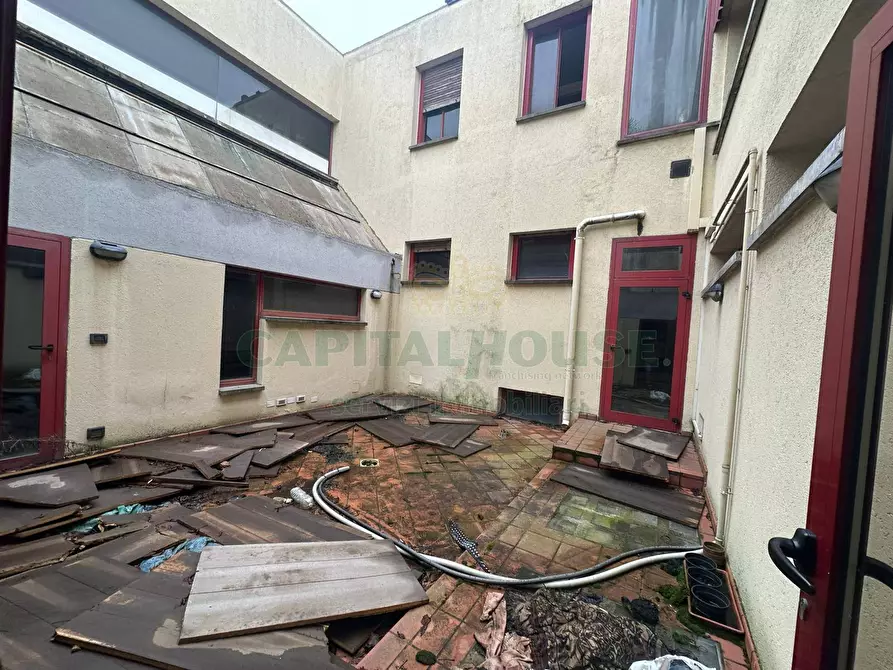 Immagine 12 di Capannone industriale in vendita  in Via Luciano Manara a Bologna